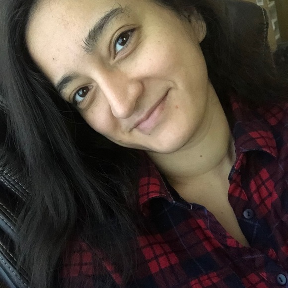 Meet your Posher, Leandra - Picture 2 of 9